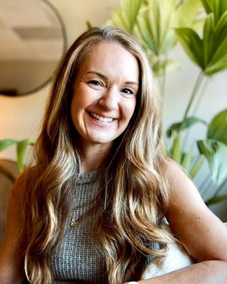 Photo of Kennen Barber-Ensz, Clinical Social Work/Therapist, LCSW, MDiv