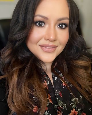 Photo of Isabel Villalobos Reynolds, Clinical Social Work/Therapist, MSSW, MPA, LCSW-S, EMDR