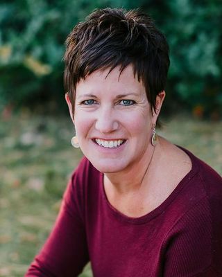 Photo of Angie Salzwedel-Kemp, Marriage & Family Therapist Associate in Klamath Falls, OR