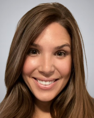 Photo of Lindsey Fox, Licensed Mental Health Counselor, LMHC