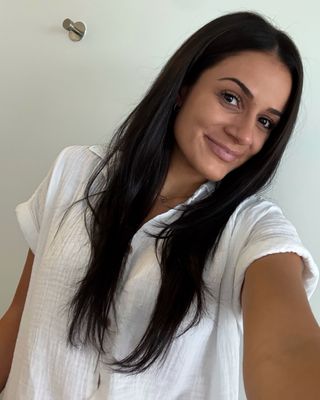 Photo of Romina Monastero, Registered Psychotherapist
