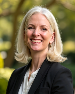 Photo of Sarah McLoughlin, Psychotherapist, MA, Pre-Accredited Member IACP