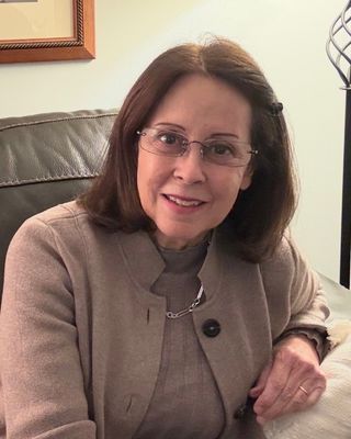 Photo of Datina Hall, Clinical Social Work/Therapist, MSW, LCSW-C