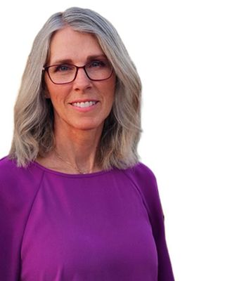 Photo of Wendy Aragaki, Psychiatric Nurse Practitioner, MSN, FNP-C, PMHNP