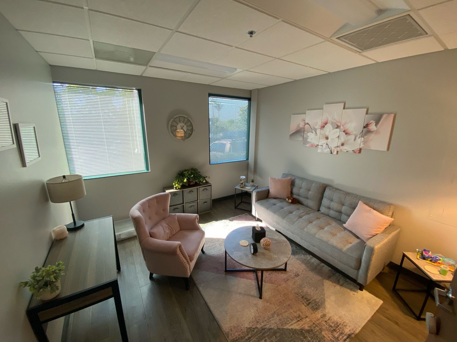 Monica Melchor Alvarez, Marriage & Family Therapist Associate