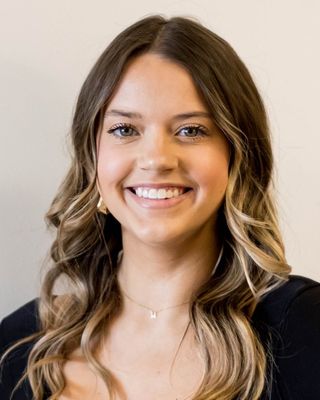 Photo of Madeline Williams, Pre-Licensed Professional
