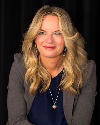 Photo of Terri-Lynn MacKay, Psychologist, PhD