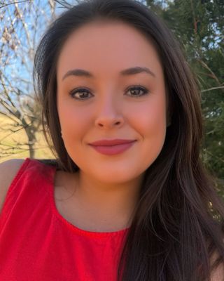 Photo of Carly Curry, Pre-Licensed Professional, LMFTA