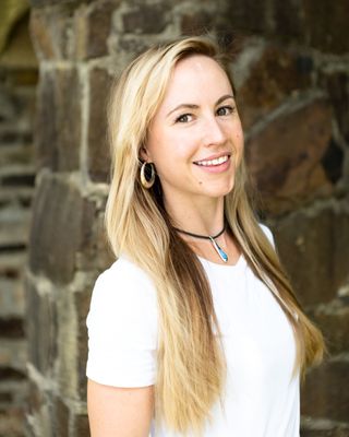 Photo of Pia Storey, Psychotherapist, MC, PACFA