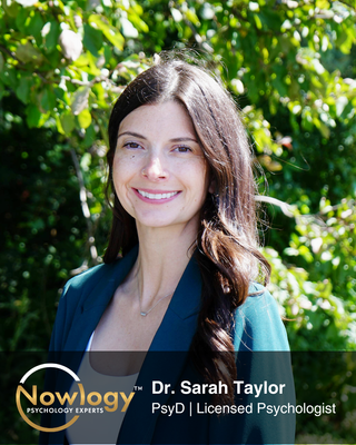 Photo of Dr. Sarah Taylor, Psychologist, PsyD, LP, E-pspr