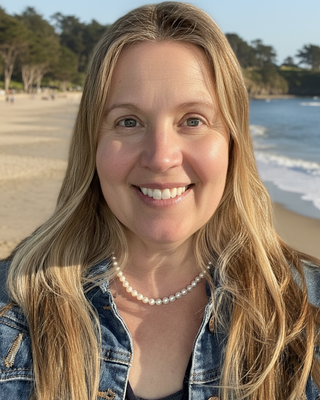 Photo of Molly Pearl, Marriage & Family Therapist, MA, LMFT