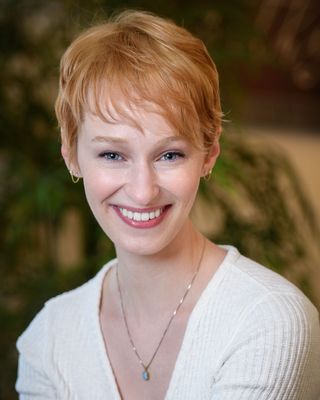 Photo of Lily Kern, Clinical Social Work/Therapist, LICSW, LCSW-C, MEd