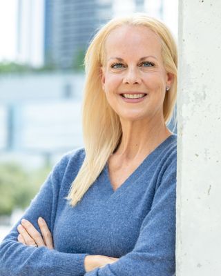 Photo of Kari Wolsky - Kari Wolksy (Anxiety and OCD Specialist), Marriage & Family Therapist, MA, LMFT