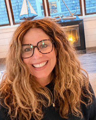 Photo of Kim Riley, Clinical Social Work/Therapist, LICSW