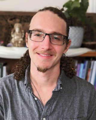 Photo of Clayton Ickes, Clinical Social Work/Therapist, LSW, NMCF