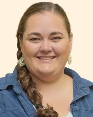 Photo of Eliana Grung, Pre-Licensed Professional, MA, LPCC