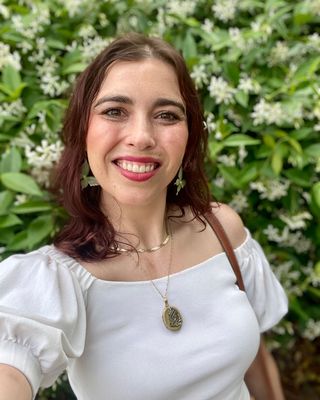 Photo of Delia Hipp, Clinical Social Work/Therapist, MSW, LCSWA