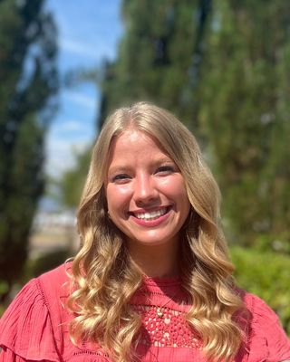 Photo of Hannah Konieczny, Pre-Licensed Professional, BS, BA