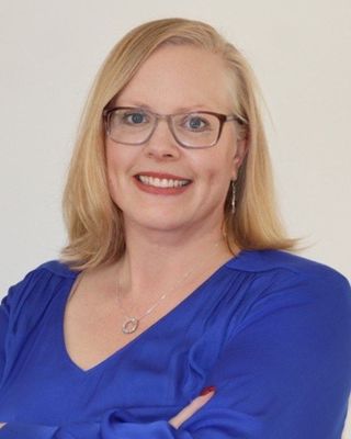 Photo of Nichole Henderson, Registered Psychotherapist, BA, SSW, MACP