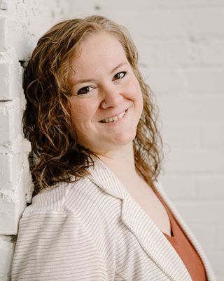 Photo of Amie Peterson - Thin Line Therapy 206, PLLC - Amie M. Peterson, Counselor, MHA, MS, LPCC-MN, LPCC-ND, LMHC-WA