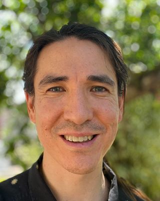 Photo of Josh Lee, Psychotherapist, UKCP Trainee