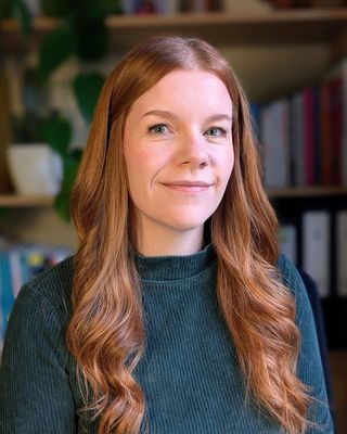 Photo of Dr Meg Macmillan, Psychologist, PsychD, HCPC - Clin. Psych.