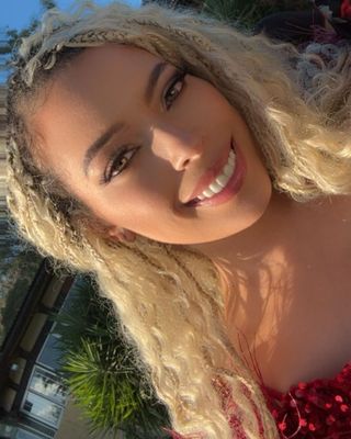 Photo of Tashwyn Sasha Mateman, General Counsellor