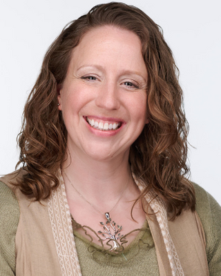 Photo of Elizabeth Halverson, Licensed Professional Counselor, LPC