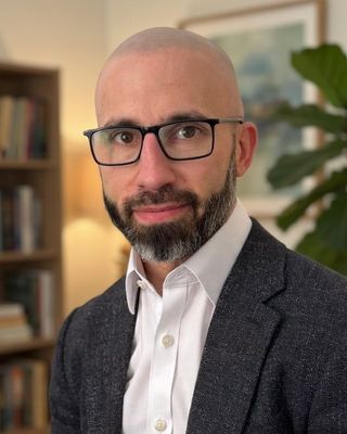 Photo of Dean Cashman, Psychotherapist, MBACP