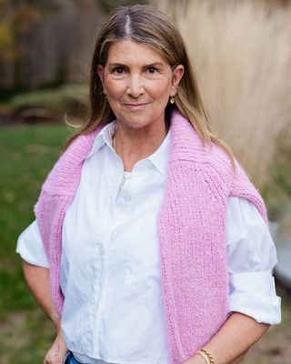 Photo of Betsey Lebow, Marriage & Family Therapist, MA, LMFT