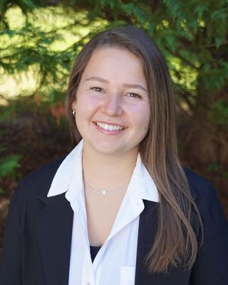 Photo of Alexandra Winn, Licensed Clinical Professional Counselor, LCPC
