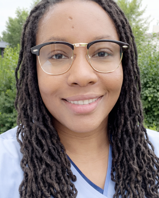 Photo of Latoya Robinson, Psychiatric Nurse Practitioner, MSN, FNP-C, PMHNP