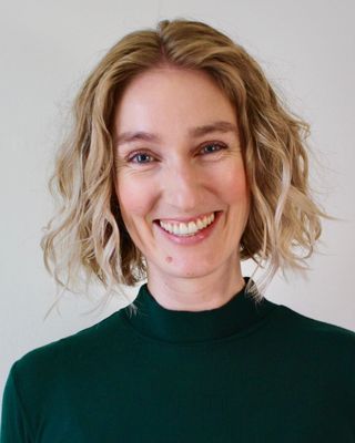 Photo of Ainslie McLean, Registered Psychotherapist in N1G, ON