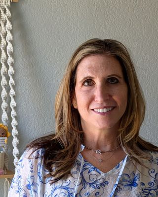 Photo of Rana Kark, Licensed Professional Counselor Candidate, LPCC