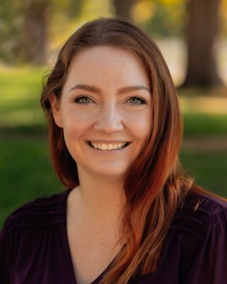 Photo of Ashley Barry, Clinical Social Work/Therapist, LICSW