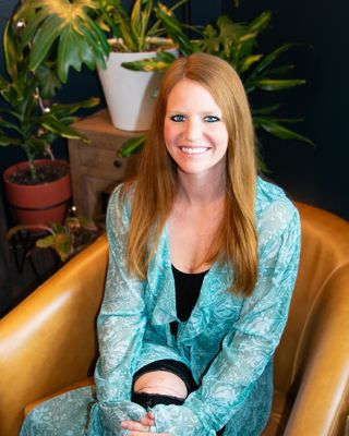 Photo of Kristin Thom, Marriage & Family Therapist, LMFT