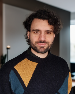 Photo of Arturo Bandinelli, Psychotherapist, MA, UKCP Trainee