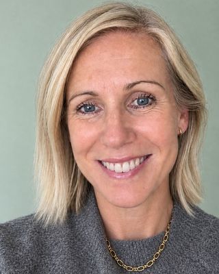 Photo of Sarah Foley, Psychotherapist, Pre-Accredited Member IACP