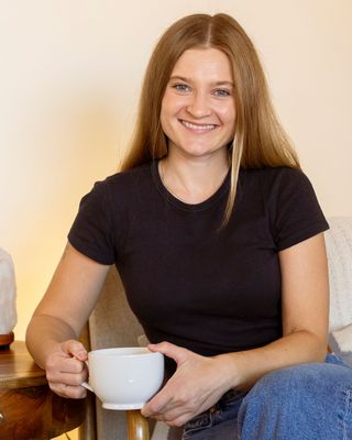 Photo of Alexandra Harris, Marriage & Family Therapist Associate, AMFT