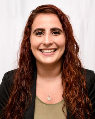 Photo of Juliana Rezende, Psychologist in Massachusetts