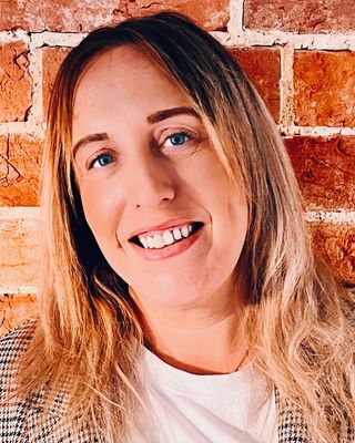 Photo of Jen Hoxha - Hopeful Horizons Counselling, Counsellor, MBACP