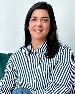 Photo of Francy Palma, Psychologist, MPsych, PsyBA Prov