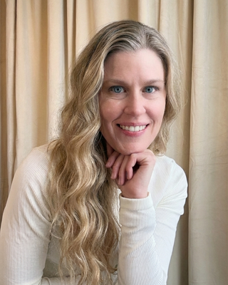 Photo of Danielle Walker, Psychiatric Nurse Practitioner, CNM, PMHNP
