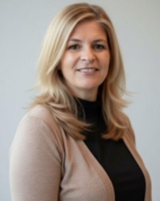 Photo of Andrea Barreto, Licensed Mental Health Counselor, LMHC