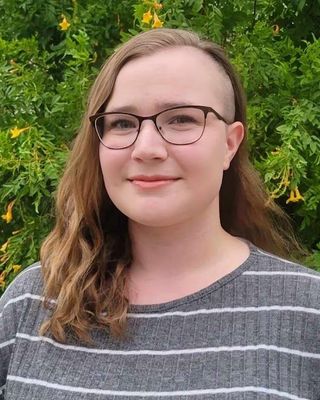 Photo of Laura Woodson, Pre-Licensed Professional