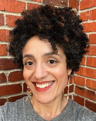 Photo of Shirin Shoai, Marriage & Family Therapist, MA, MFT, L3 IFS
