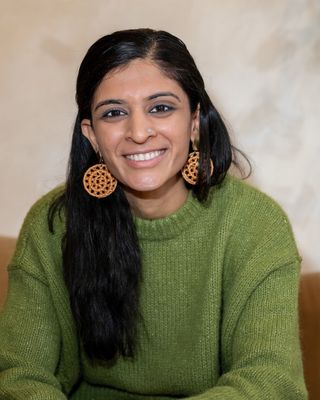Photo of Dipti Balwani, LMHC, RYT-200