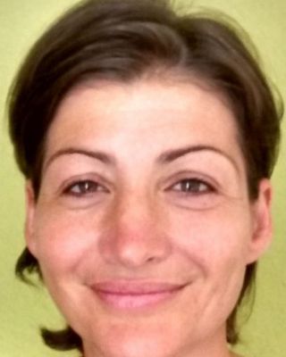 Photo of Charlotte Harris, Psychotherapist, MBACP