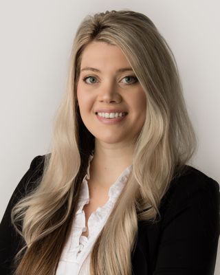 Photo of Courtney Walraven - Flatland Counseling Consulting, Clinical Social Work/Therapist
