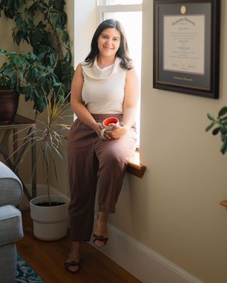 Photo of Elizabeth Apkin, Psychologist, PsyD